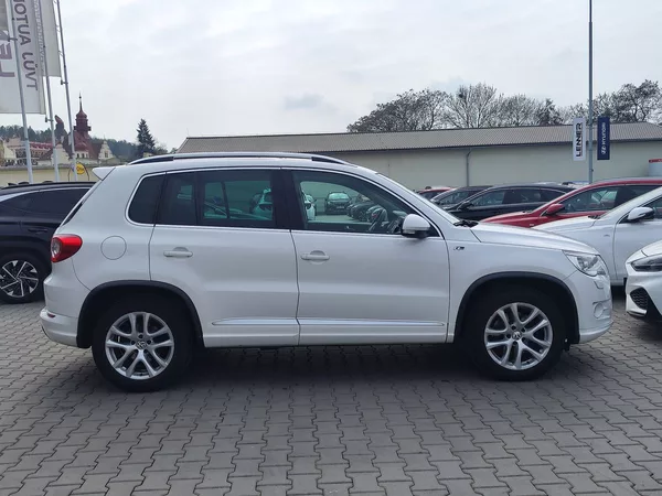 Volkswagen Tiguan 2.0 TDi/125kW R-Line 4motion - foto 4