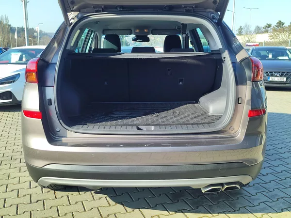 Hyundai Tucson 1.6 CRDi/100kW Adventure DCT - foto 9