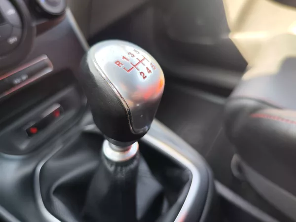 Ford Fiesta 1.6/134kW ST ČR 1.Majitel - foto 18