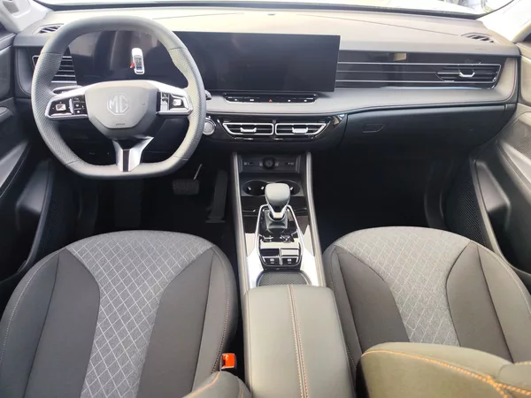 MG EHS 1.5 TGI/200kW PHEV Emotion AT - foto 14