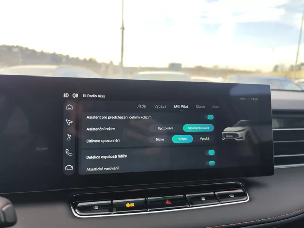 MG EHS 1.5 TGI/200kW PHEV Emotion AT - foto 24