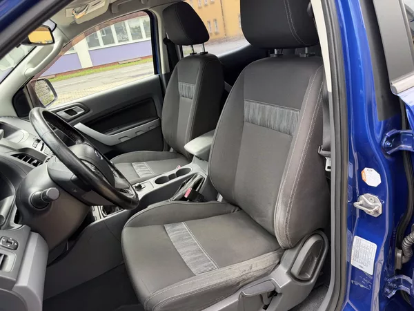 Ford Ranger 2,2 TDCI 4WD - foto 11