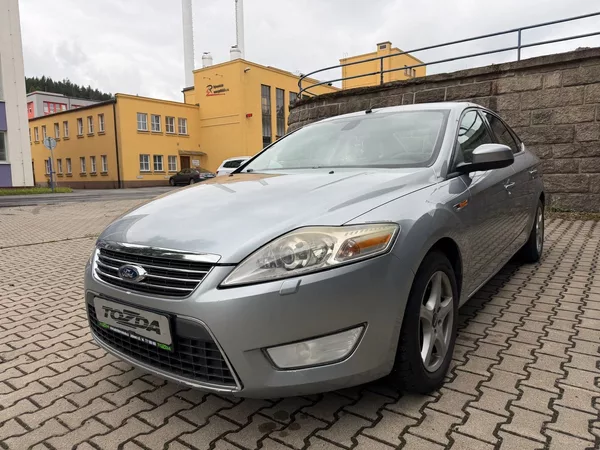 Ford Mondeo 2,0i 16V Ghia