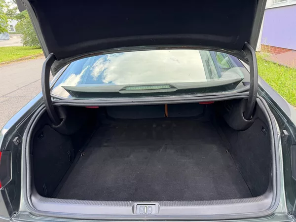 Peugeot 607 2,7 HDI - foto 14