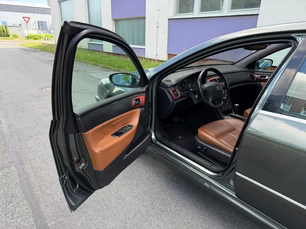 Peugeot 607 2,7 HDI - foto 8