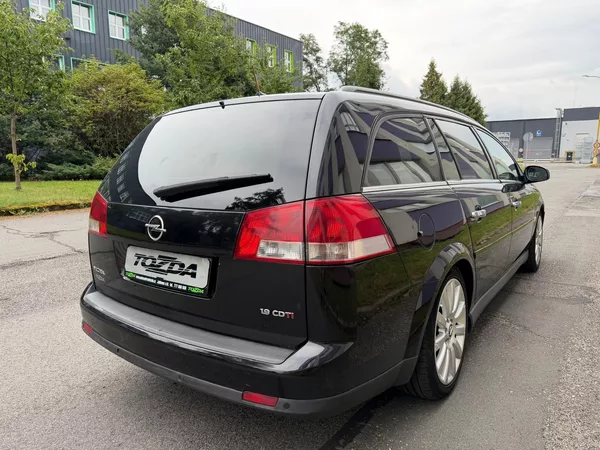 Opel Vectra 1,9 CDTi SW + sada pneumatik - foto 5