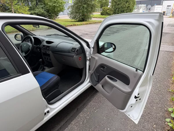 Renault Thalia 1,2i 16V / 36 tis.km / ČR / - foto 16