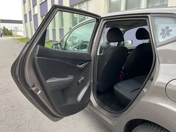Hyundai ix20 1,6i 16V / automat / - foto 12