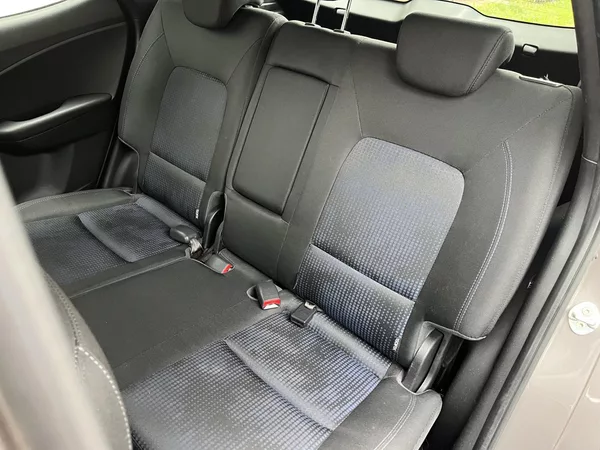 Hyundai ix20 1,6i 16V / automat / - foto 14