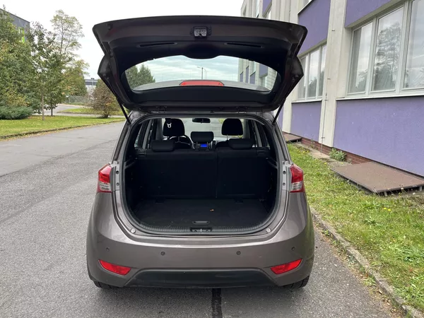 Hyundai ix20 1,6i 16V / automat / - foto 15