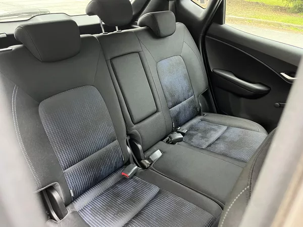 Hyundai ix20 1,6i 16V / automat / - foto 19