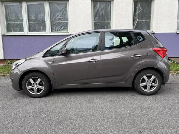Hyundai ix20 1,6i 16V / automat / - foto 2