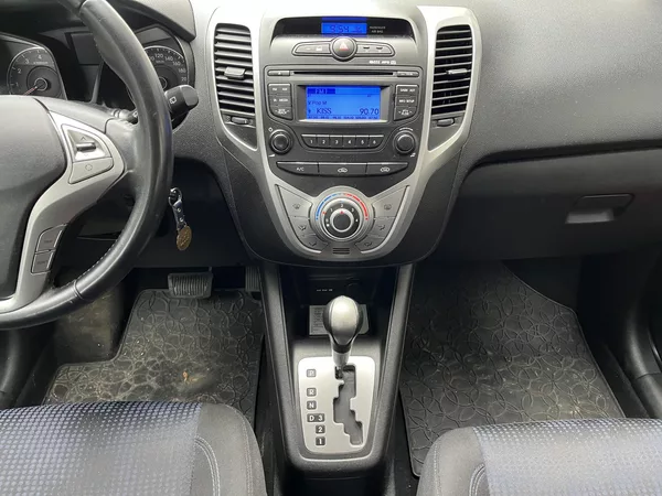 Hyundai ix20 1,6i 16V / automat / - foto 26