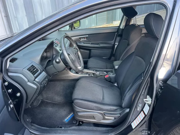 Subaru XV 2,0i AWD Comfort / servis.kn. - foto 6