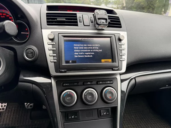 Mazda 6 2,2 MZR-CD - foto 21
