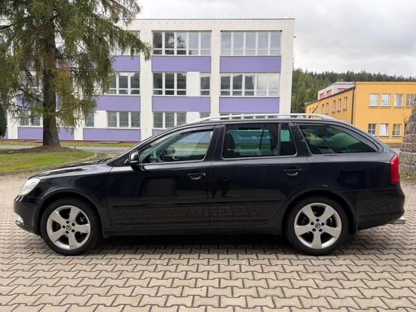 Škoda Octavia 1,6 TDi 77 kW / servis - foto 2