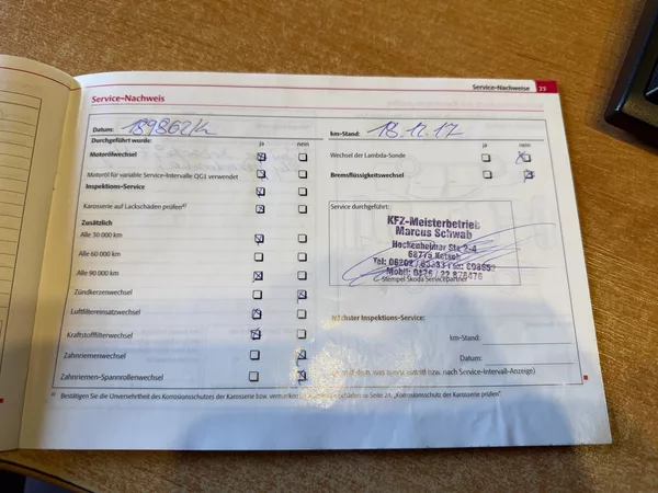 Škoda Octavia 1,6 TDi 77 kW / servis - foto 27