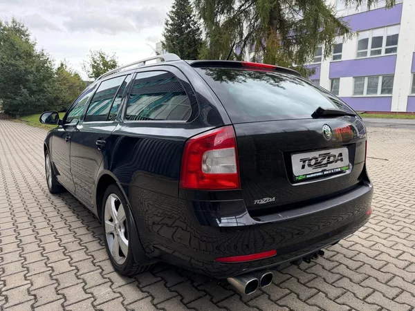 Škoda Octavia 1,6 TDi 77 kW / servis - foto 3