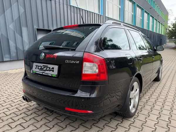 Škoda Octavia 1,6 TDi 77 kW / servis - foto 5