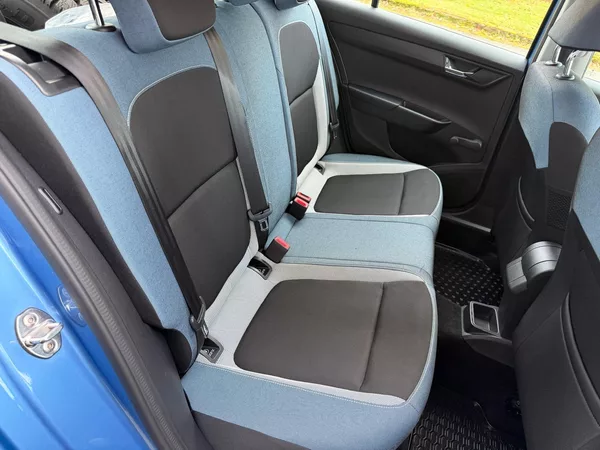 Škoda Fabia 1,2 TSi /66kW/servis.kn. - foto 16