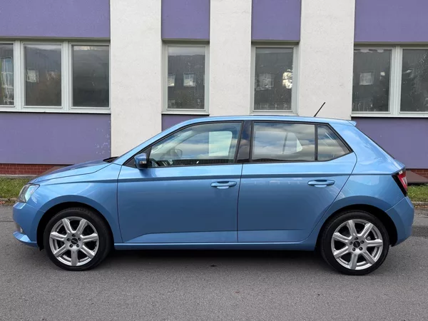 Škoda Fabia 1,2 TSi /66kW/servis.kn. - foto 2