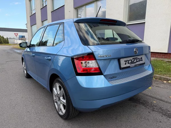 Škoda Fabia 1,2 TSi /66kW/servis.kn. - foto 3