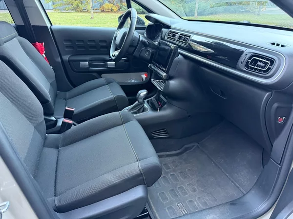 Citroën C3 1,2 PureTech automat /1.maj. / - foto 14