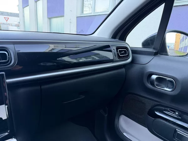 Citroën C3 1,2 PureTech automat /1.maj. / - foto 20