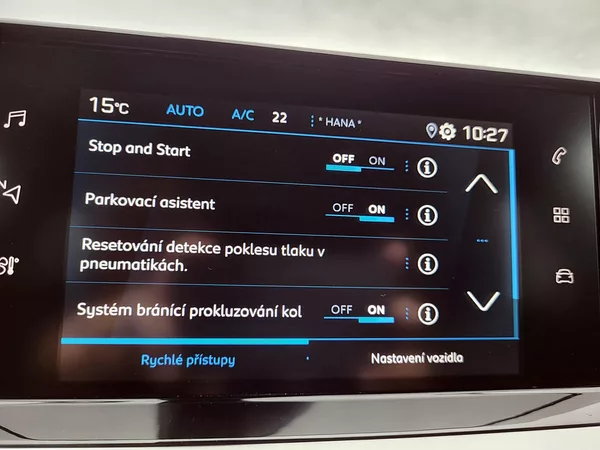 Peugeot 2008 ALLURE 1.2 PureTech 130k EAT8 - foto 16