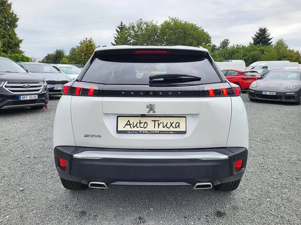 Peugeot 2008 ALLURE 1.2 PureTech 130k EAT8 - foto 39