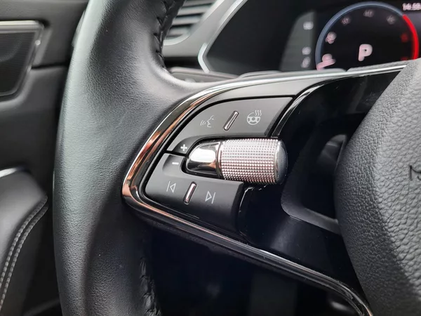 Škoda Superb III FL combi 2.0 TDi DSG STYLE - foto 26