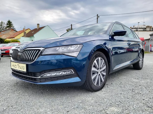 Škoda Superb III FL combi 2.0 TDi DSG STYLE - foto 34