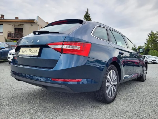 Škoda Superb III FL combi 2.0 TDi DSG STYLE - foto 41