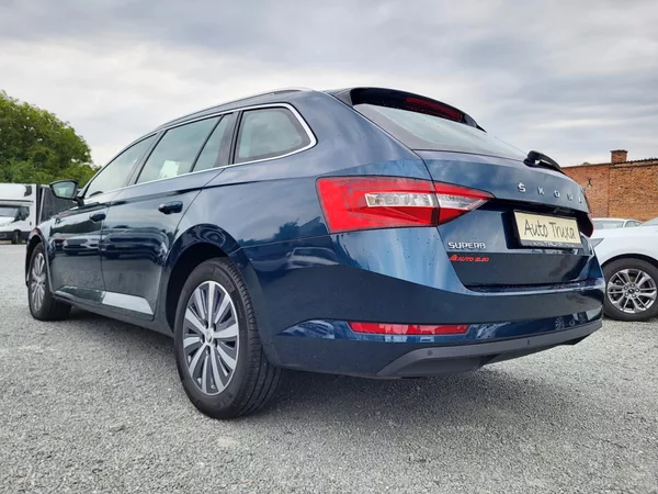 Škoda Superb III FL combi 2.0 TDi DSG STYLE - foto 42