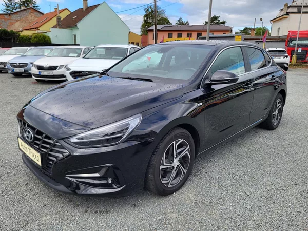 Hyundai i30 FASTBACK 1.5 T-GDI mHEV 118kW