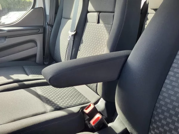 Ford Transit Custom 2.0 EcoBlue mHEV 96kW 6míst L2 - foto 28