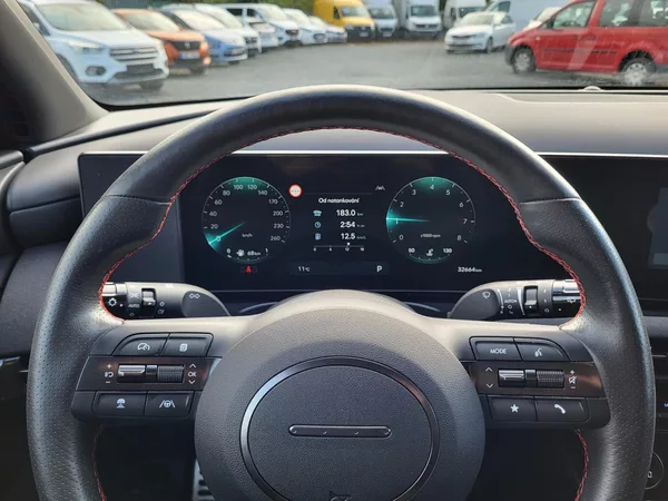 Hyundai Tucson 1.6 T-GDI mHEV 132kW SMART 4x4 - foto 10