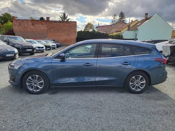 Ford Focus 1.0 EcoBoost mHEV 114kW autom. - foto 2
