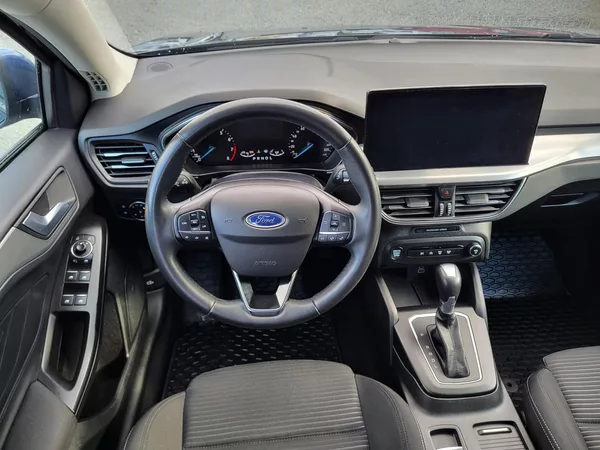 Ford Focus 1.0 EcoBoost mHEV 114kW autom. - foto 9