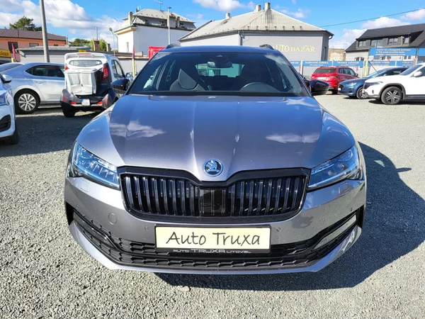 Škoda Superb 2.0 TDi DSG 4x4 SPORTLINE - foto 31