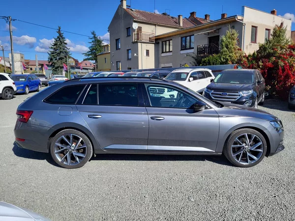 Škoda Superb 2.0 TDi DSG 4x4 SPORTLINE - foto 5