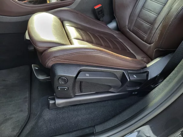 BMW X4 xDrive 30d 195kW M SPORT *ČR - foto 31