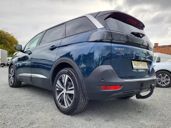 Peugeot 5008 1.5 BlueHDi 130 automat 7-míst - foto 35
