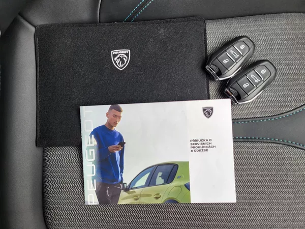 Peugeot 5008 1.5 BlueHDi 130 automat 7-míst - foto 42