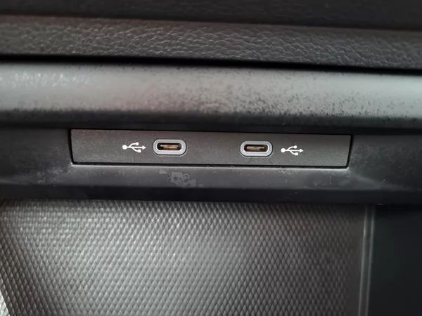 Volkswagen Golf Variant 2.0 TDi BMT 85kW LIFE - foto 21