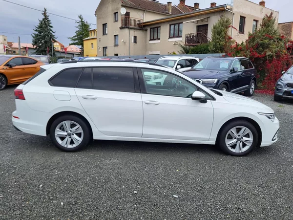 Volkswagen Golf Variant 2.0 TDi BMT 85kW LIFE - foto 5