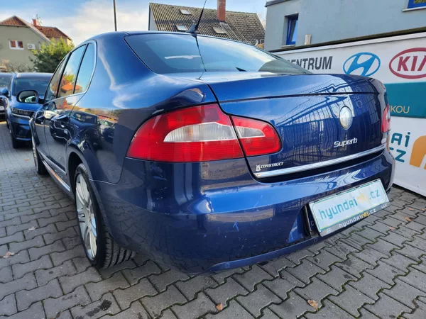 Škoda Superb 2.0-PRAV.SERVIS-TOP VÝBAVA - foto 10