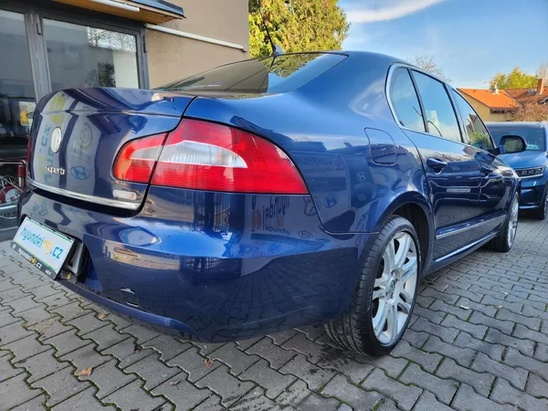 Škoda Superb 2.0-PRAV.SERVIS-TOP VÝBAVA - foto 12