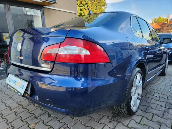 Škoda Superb 2.0-PRAV.SERVIS-TOP VÝBAVA - foto 13