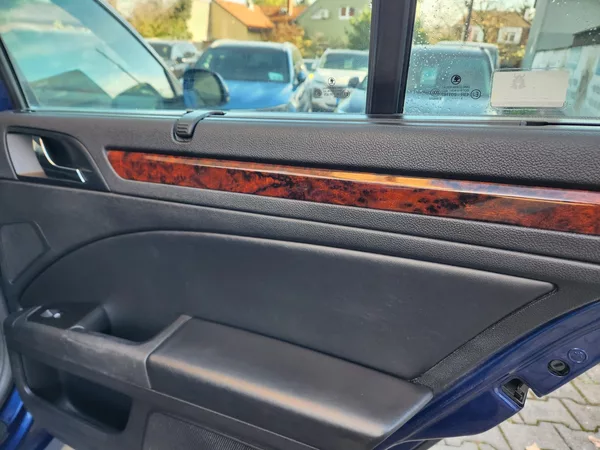 Škoda Superb 2.0-PRAV.SERVIS-TOP VÝBAVA - foto 18